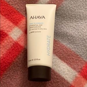 Ahava time to hydrate essential day moisturizer